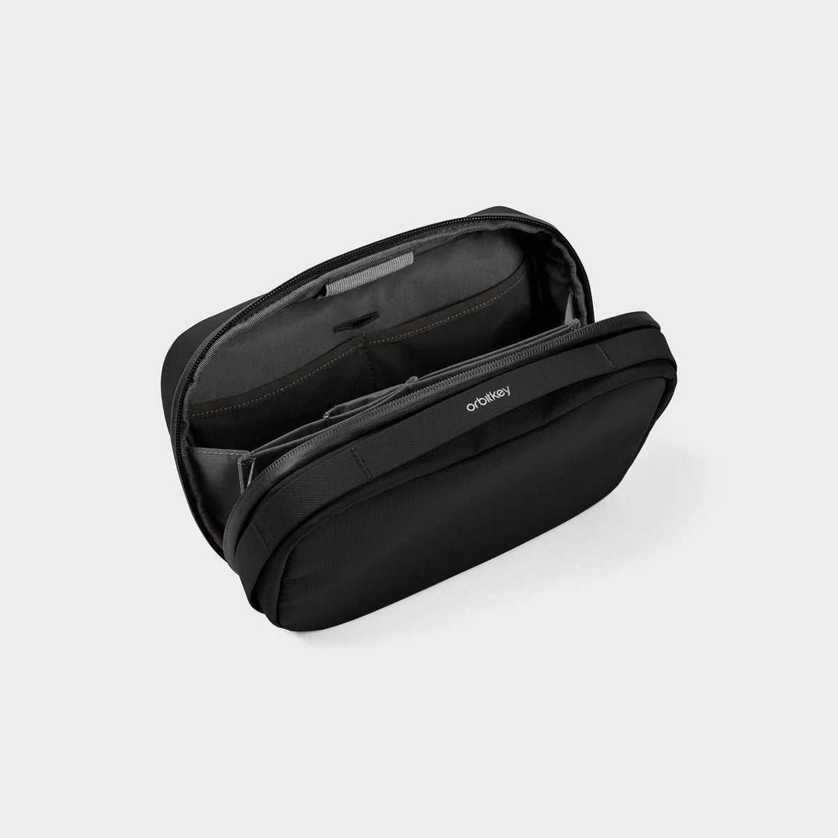 Organizer na akcesoria ORBITKEY 2-in-1 Tech Pouch Czarny