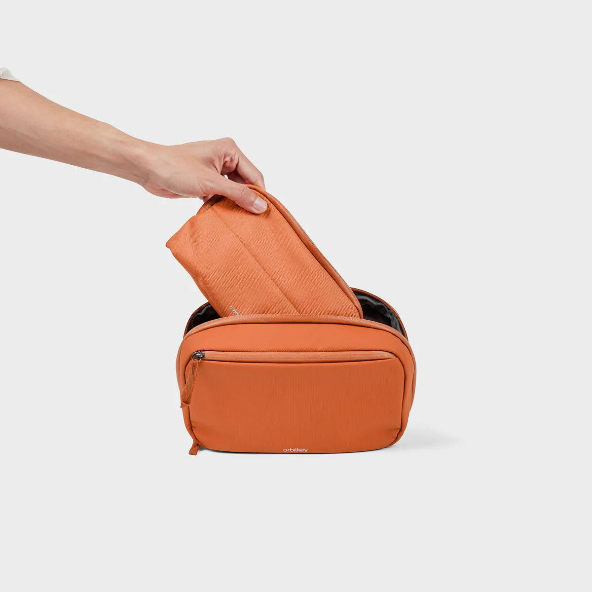 Organizer na akcesoria ORBITKEY 2-in-1 Tech Pouch Terracotta