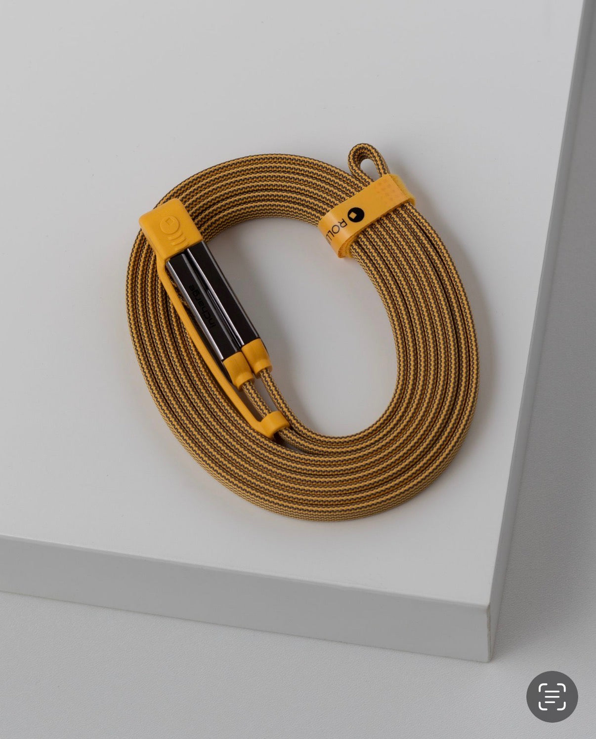 Kabel (6 w 1) ROLLING SQUARE InCharge XL 2m Żółty