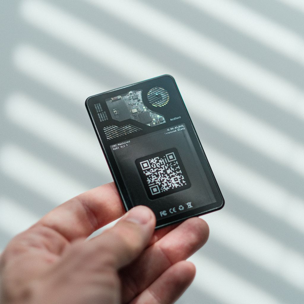 AirCard™ Pro ultracienka lokalizator Bluetooth (Apple+Android)