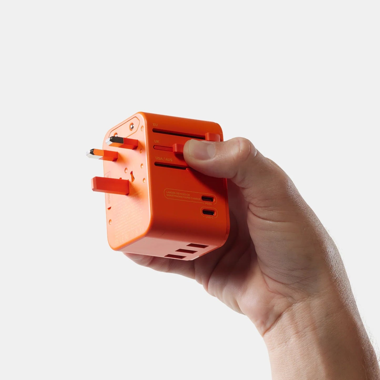Adapter podróżny do ładowania MATADOR - pamarańczowy
