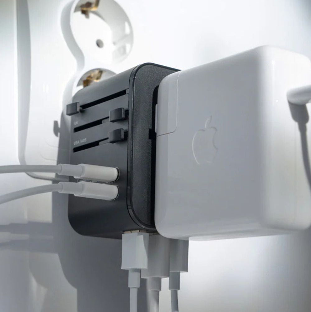 Adapter podróżny do ładowania MATADOR - czarny